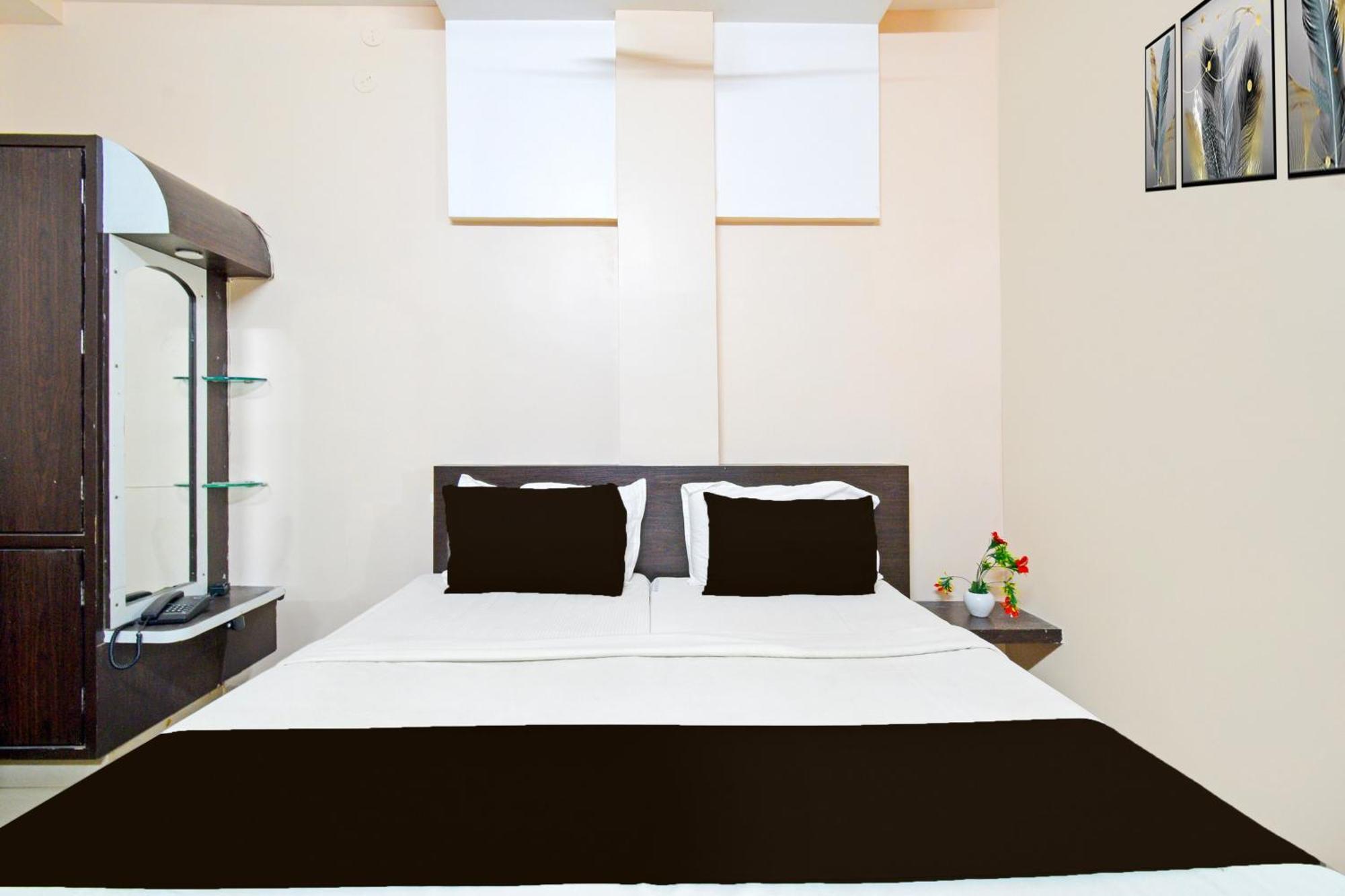 Super Hotel O Kurnool Near Kurnool Medical College מראה חיצוני תמונה